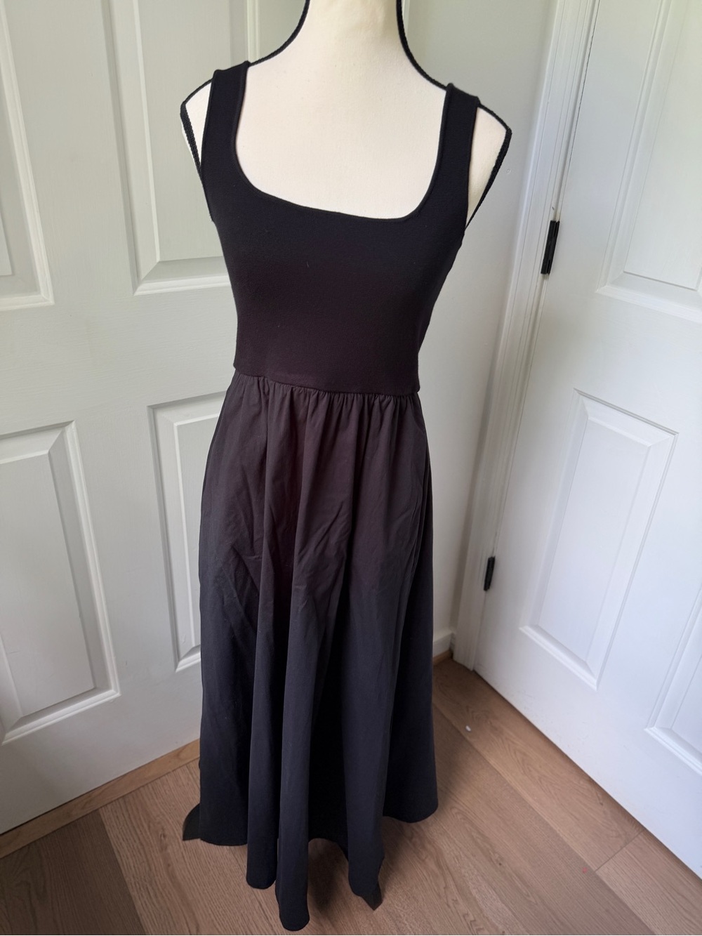 NWT All Row Black Midi Dress Size Small